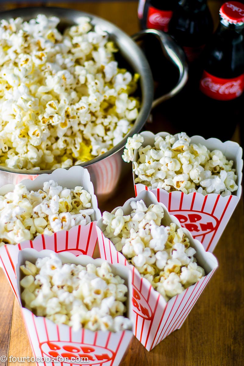 https://www.fourtocookfor.com/wp-content/uploads/2015/07/Coconut-Oil-Popcorn-1.jpg